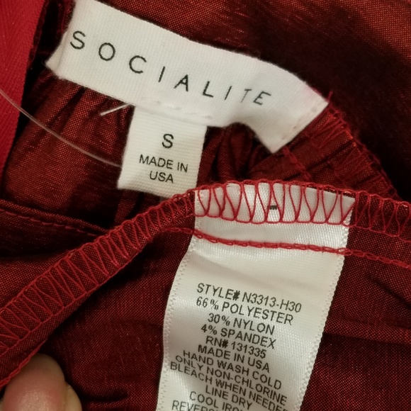 SOCIALITE Deep Christmas red shimmery skirt Small party holiday formal - Picture 4 of 6